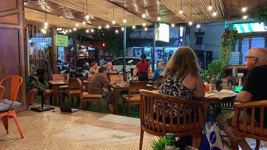 Nesa Combi Bistro-Coffee-Bar